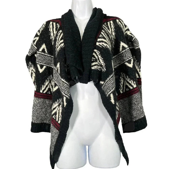 Abercrombie & Fitch Size S Tribal Cardigan Sweater Shawl Nordic Fisherman Boho - Picture 1 of 9